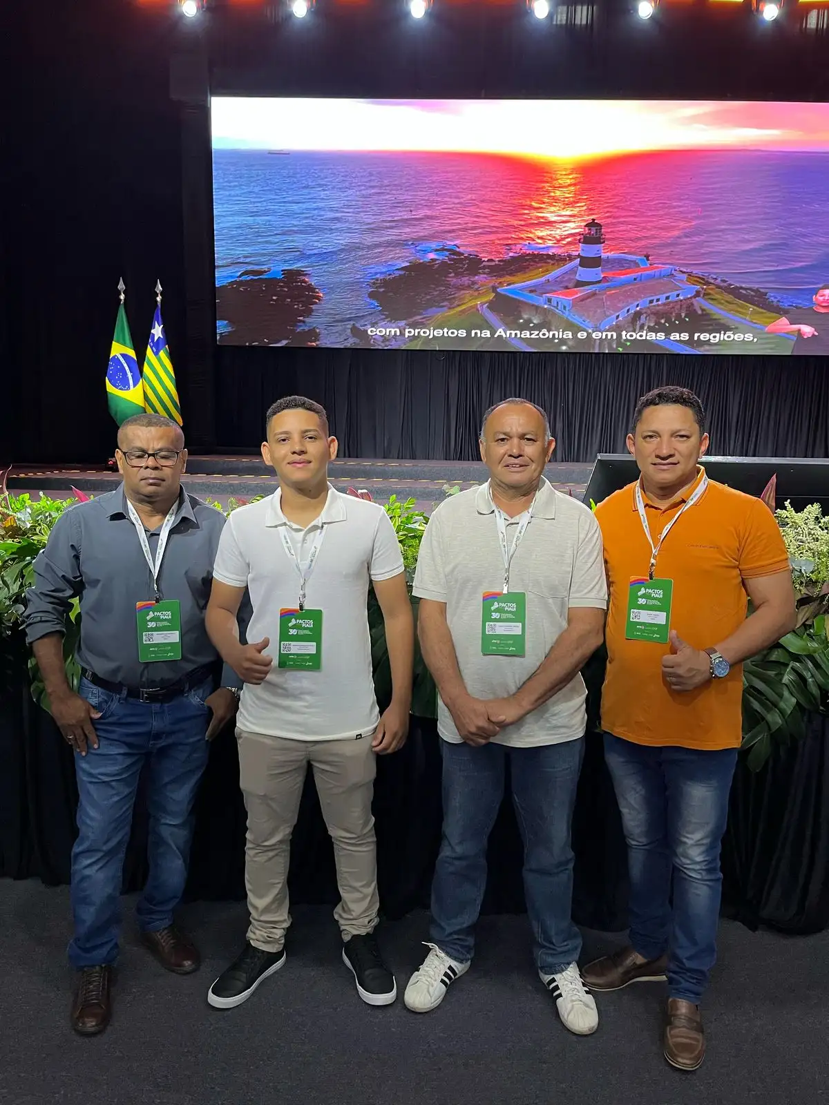 Foto 1 – Prefeitura de Flores do Piauí presente no evento “Pactos pelo Piauí”